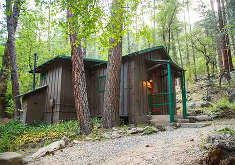 Historic Don Hoel's Cabins